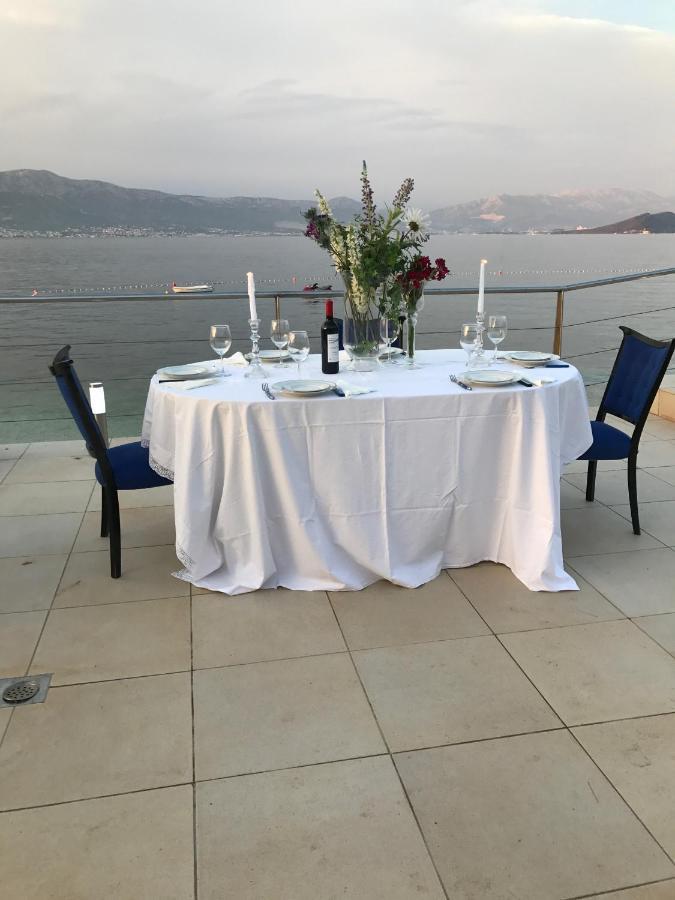 Villa Unique Sur La Plage Pour Des Vacances Inoubliables En Famille Ou Entre Amis Pour 10 Personnes Slatine Esterno foto