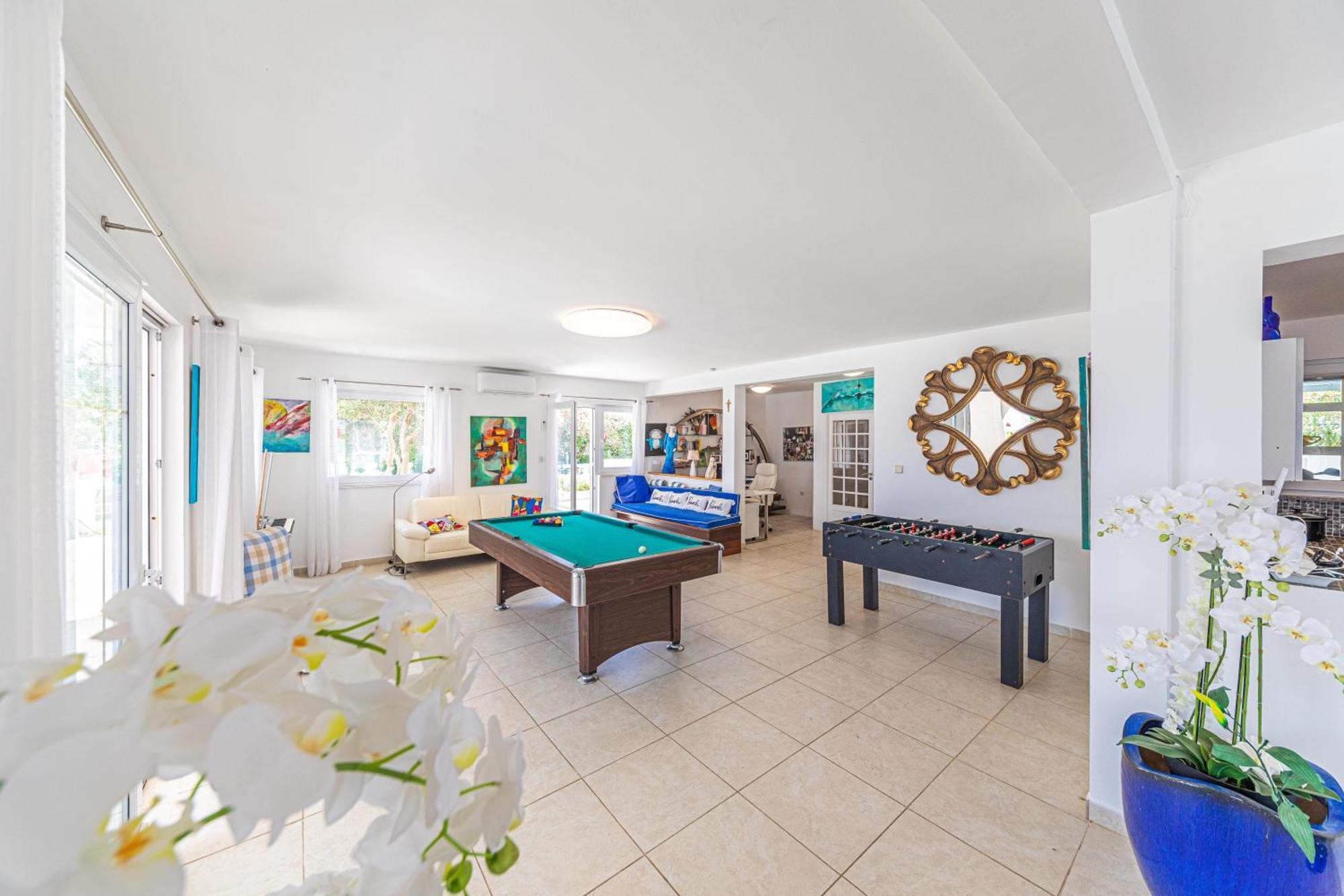 Villa Unique Sur La Plage Pour Des Vacances Inoubliables En Famille Ou Entre Amis Pour 10 Personnes Slatine Esterno foto
